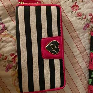 Betsey Johnson stripped wallet.